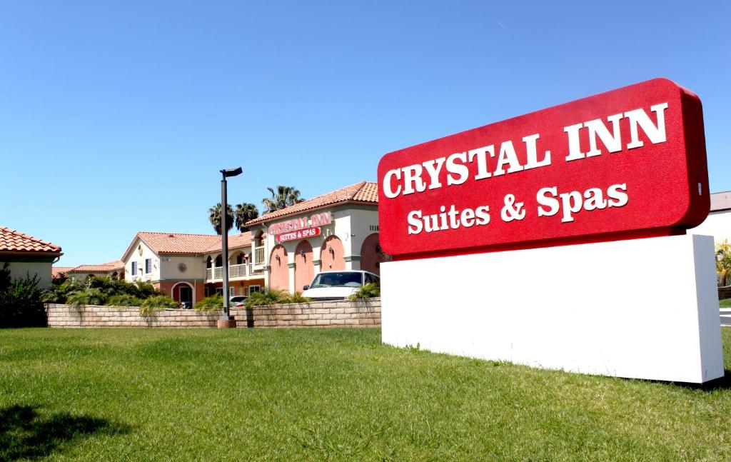 Crystal Inn Suites & Spas Main image 1